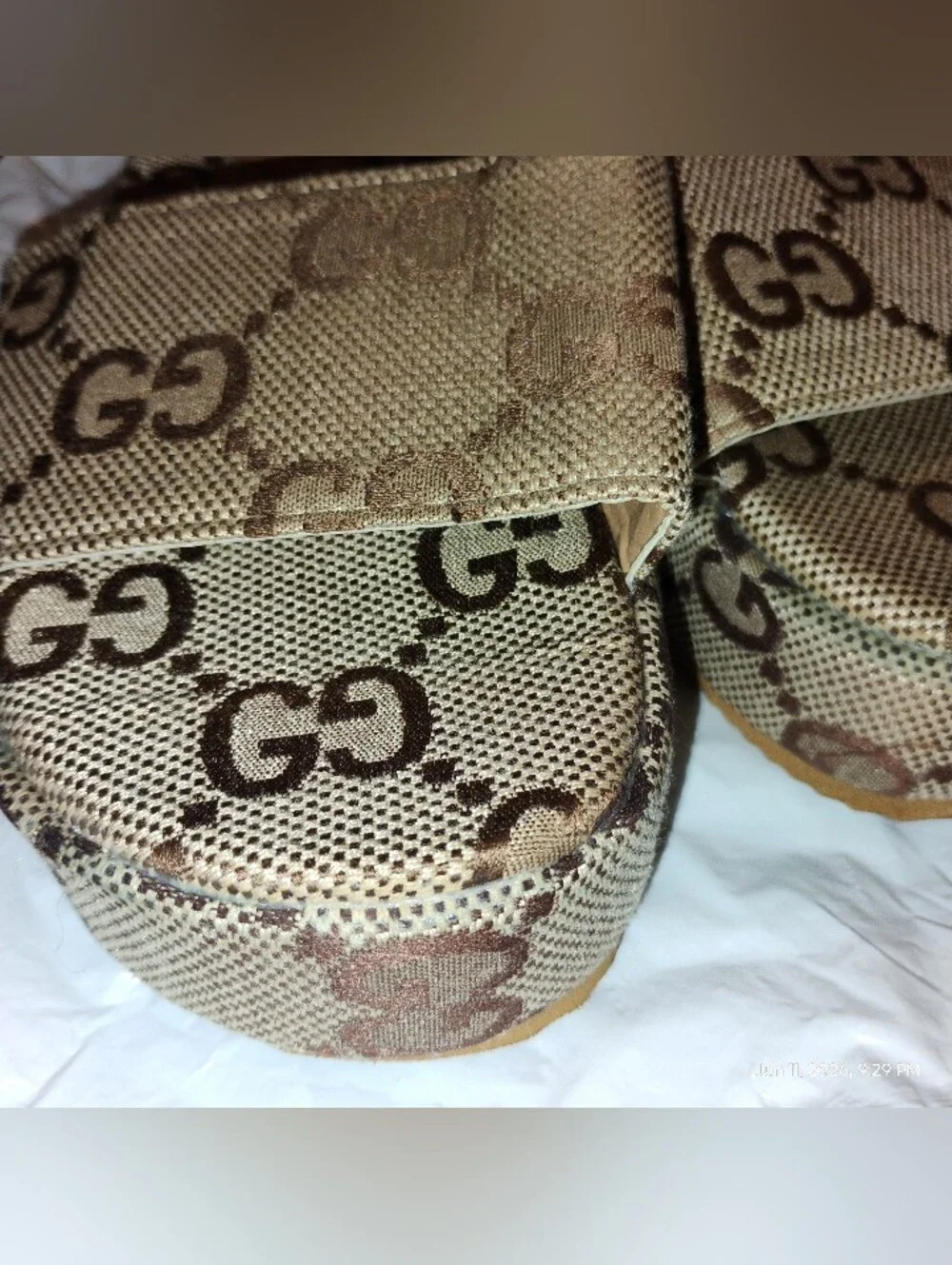 Cute But F A K E All The Way Niice Logo Knockoffs, Size 40 New - Picture 7 of 8